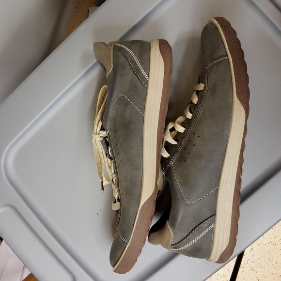 Hokus pokus women's size 10 Madia lace up shoes great condition - Picture 5 of 5